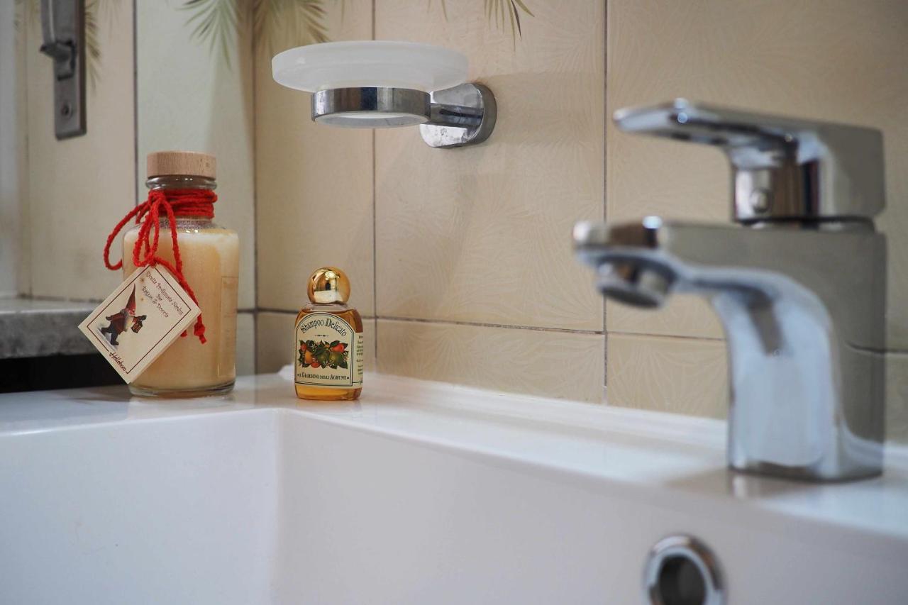 Mba24 Charming Suite Close To Metro Fieracitylife Milaan Buitenkant foto