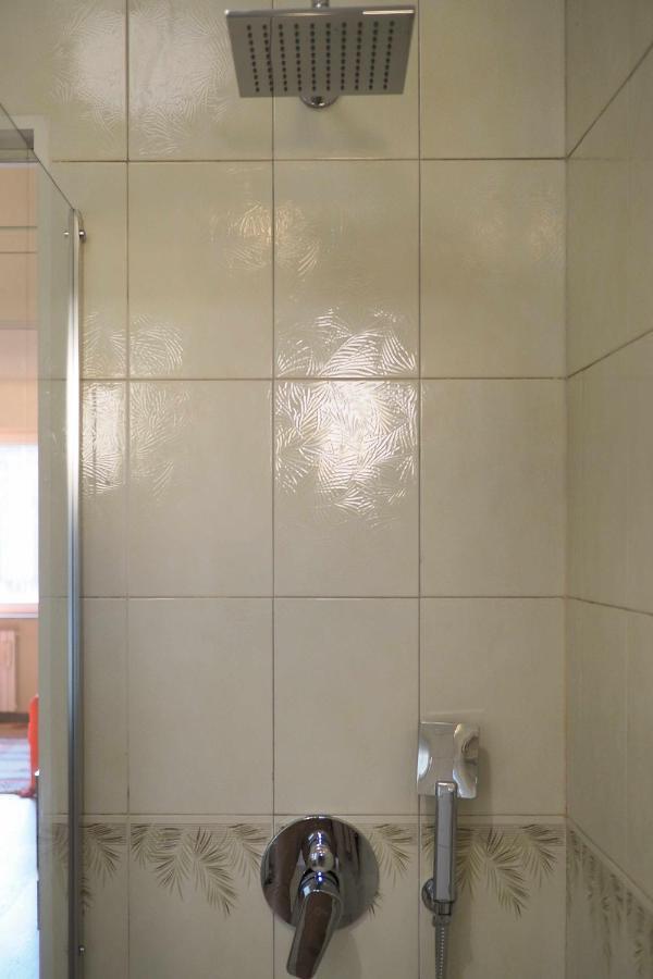 Mba24 Charming Suite Close To Metro Fieracitylife Milaan Buitenkant foto